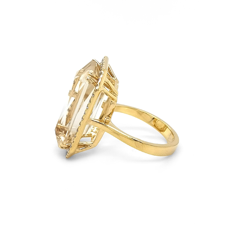 detail Zlatý Prsten s Citrínem a Diamanty