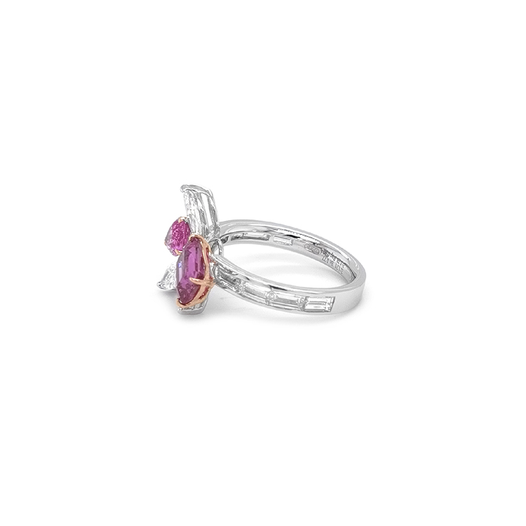 detail Zlatý prsten Crivelli s růžovými safíry a diamanty