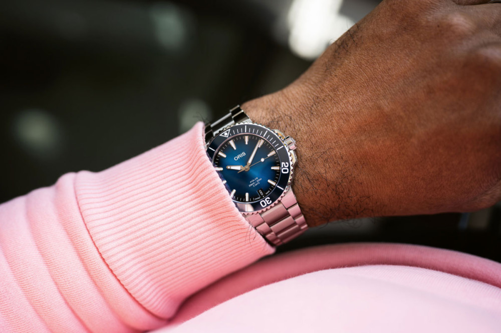 detail Oris Aquis Date Calibre 400 01 400 7769 4135-07 8 22 09PEB