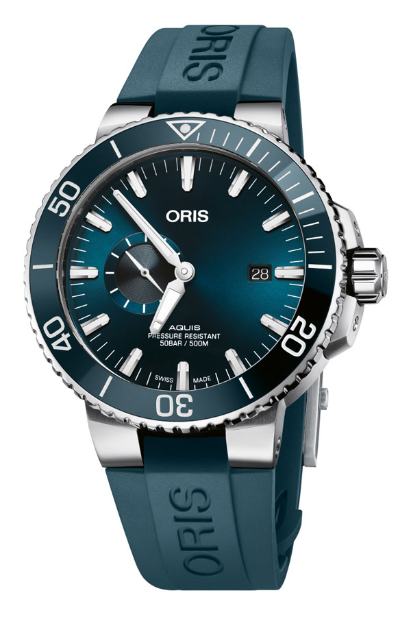 detail Oris Aquis Small Second Date 01 743 7733 4155-07 4 24 69EB