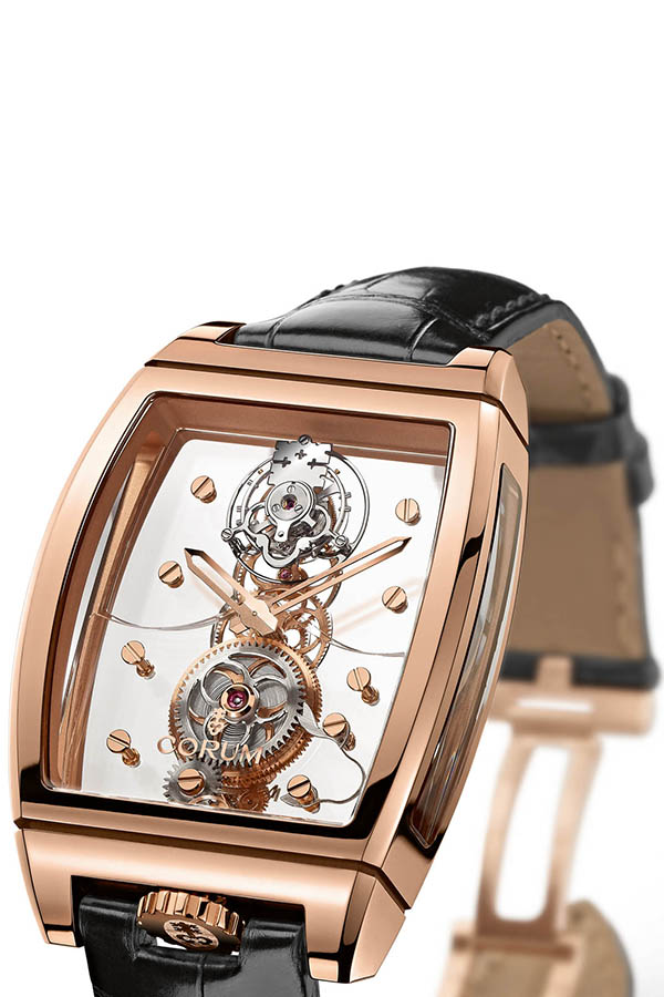 detail Corum Golden Bridge Tourbillon Panoramique 100.160.55/0F01 0000