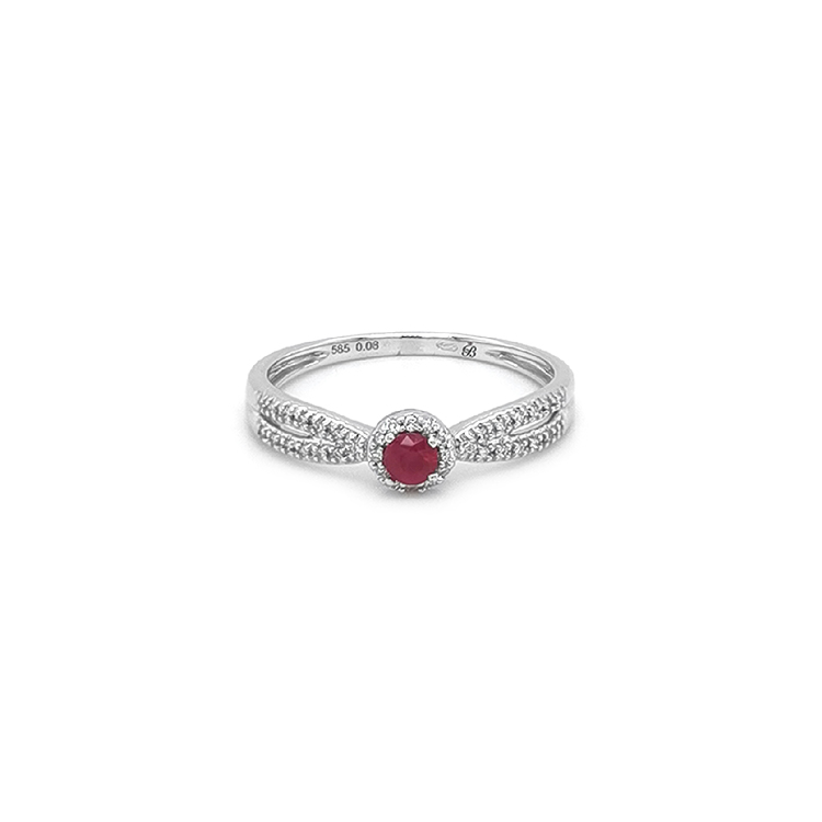 detail Rubínový prsten s diamanty z bílého zlata