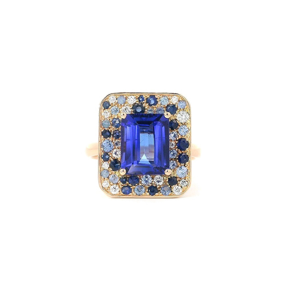 detail Exkluzivní Prsten s Tanzanitem, Safíry a Diamanty Unikátní Luxus