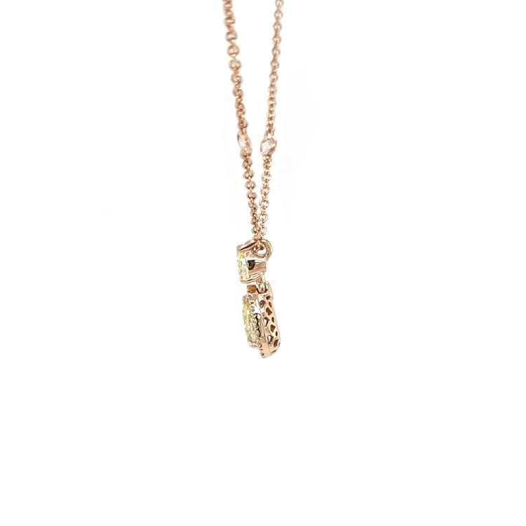 detail Zlatý přívěsek Crivelli s žlutými fancy diamanty