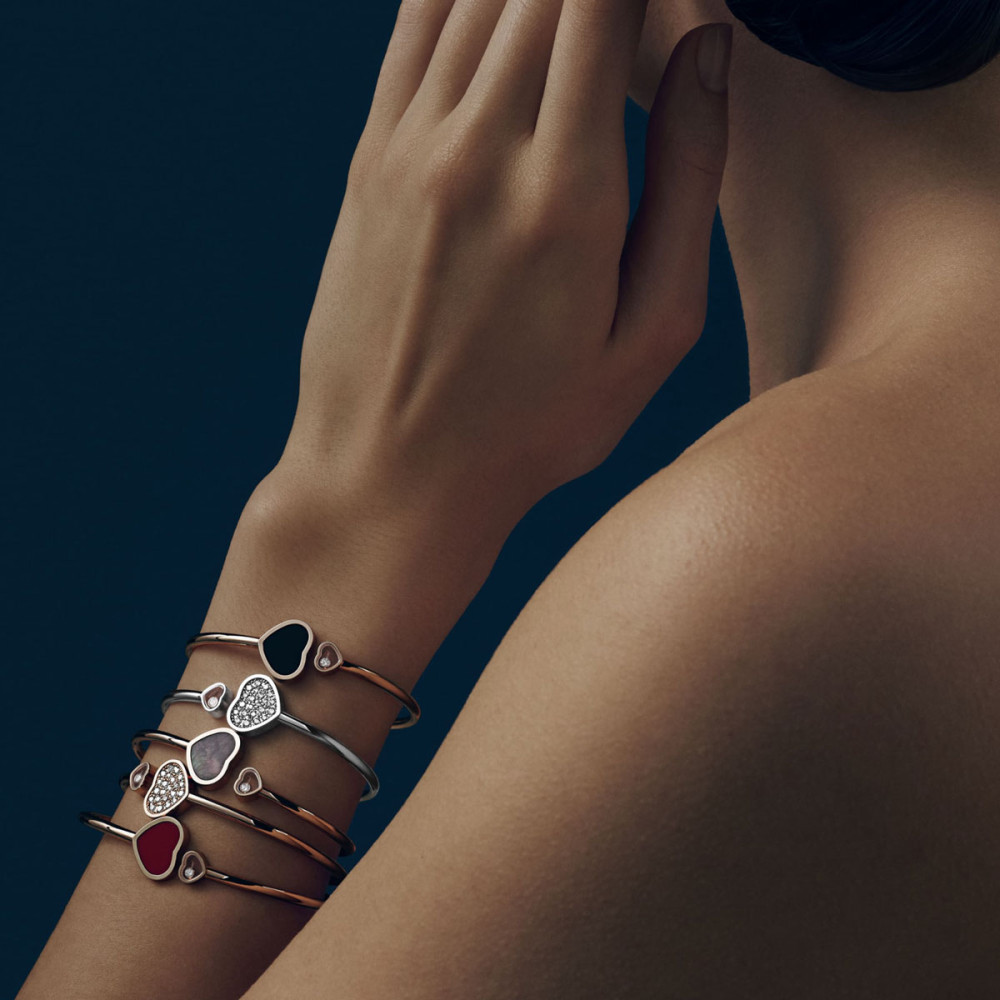 detail Zlatý Náramek Chopard Happy Hearts 857482-5203