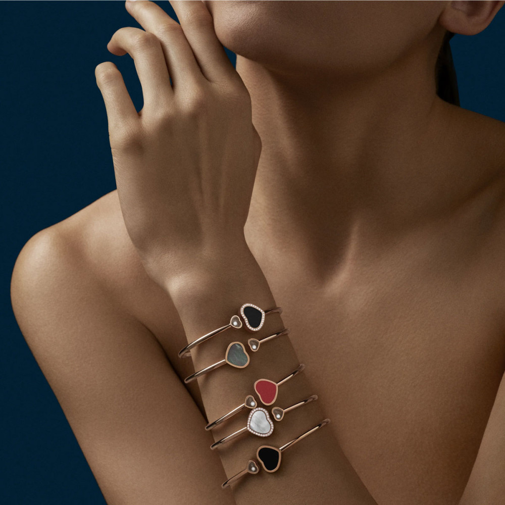 detail Zlatý Náramek Chopard Happy Hearts 85A074-5304