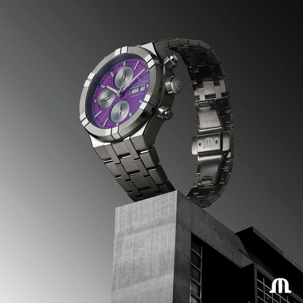 detail Maurice Lacroix Aikon Automatic Titanium Chronograph AI6038-TT032-430-1