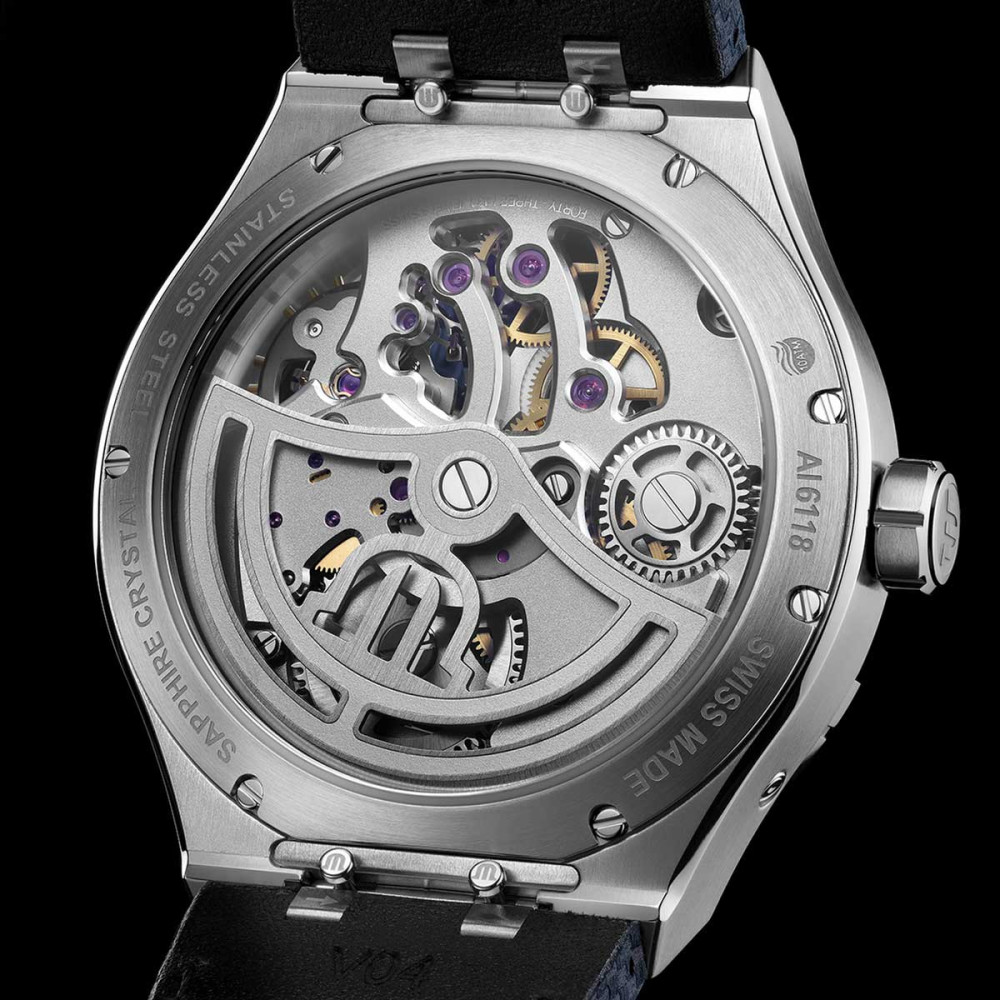 detail Maurice Lacroix Aikon Master Grand Date AI6118-SS00E-430-C