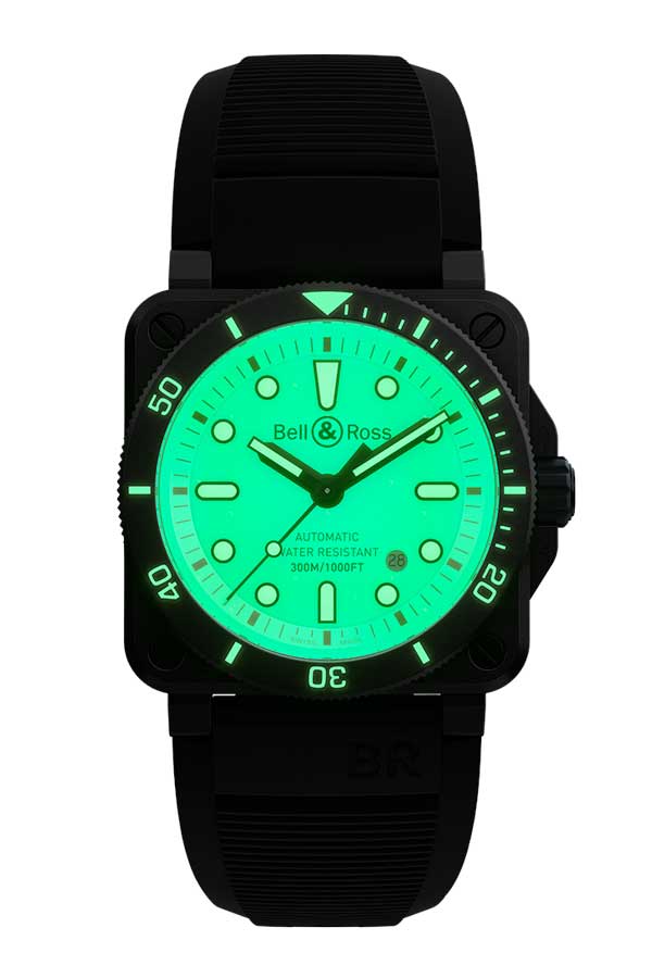 detail Bell & Ross BR 03-92 Diver Full Lum BR0392-D-C5-CE/SRB