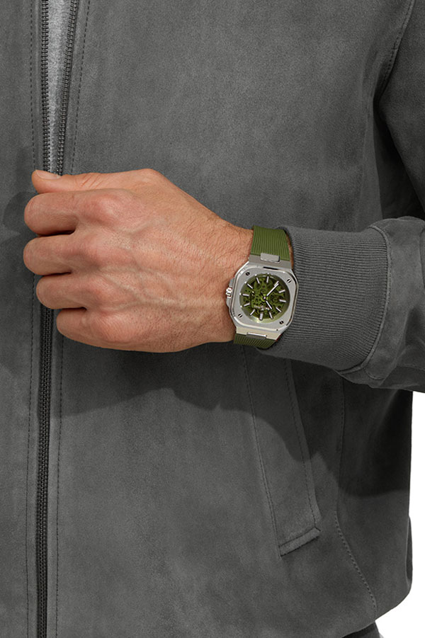detail Bell & Ross BR 05 Skeleton Green BR05A-GN-SKST/SRB