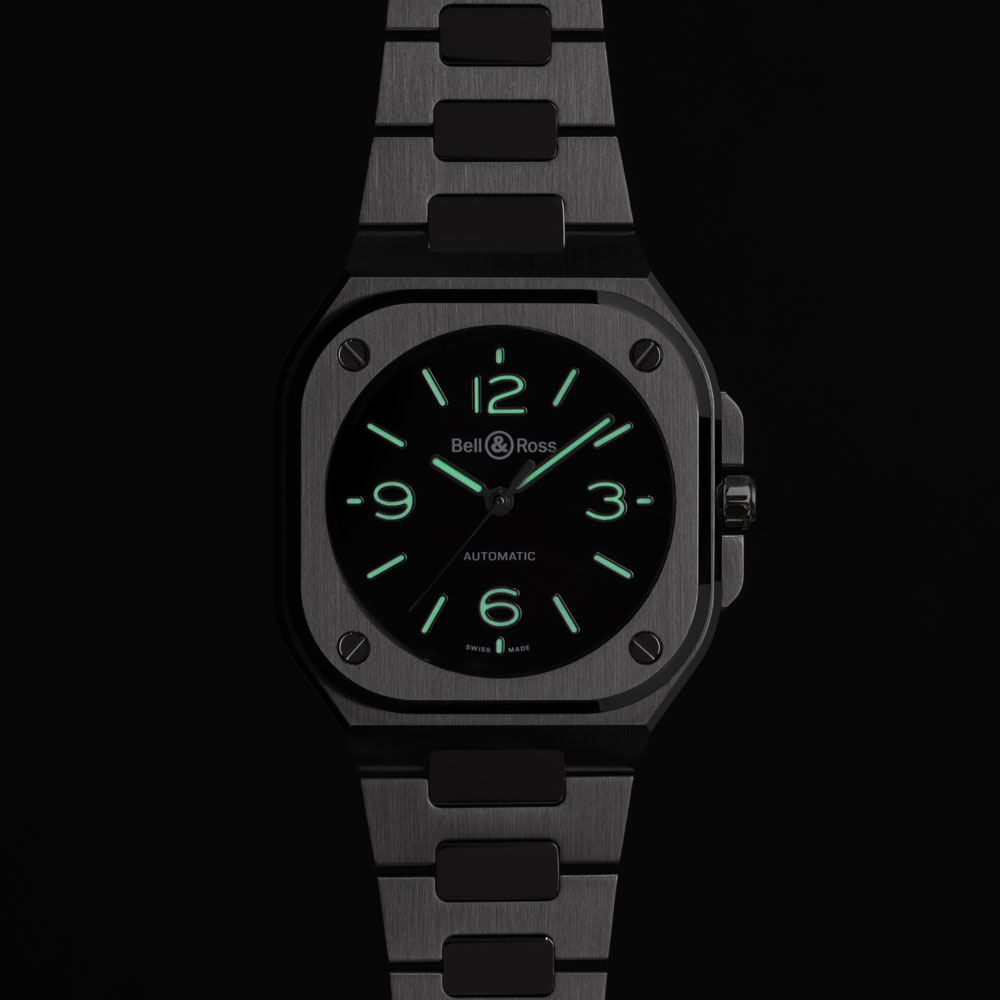 detail Bell & Ross Br-05 36mm Mother of Pearl Steel BR05A-S-MP-ST/SST