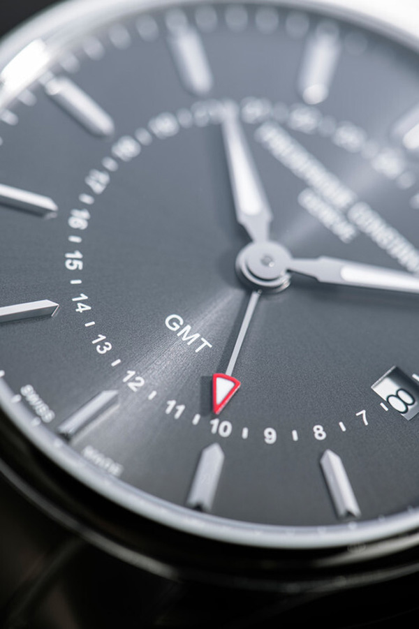 detail Frederique Constant Classics Quartz GMT FC-252DGS5B6B