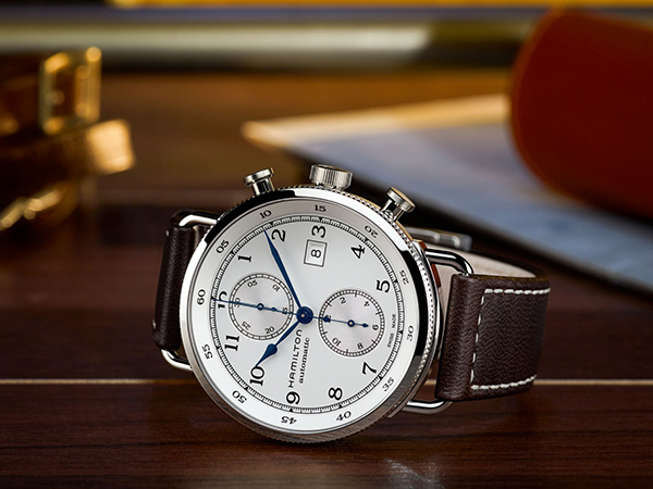 detail Hamilton Khaki Navy Pioneer Auto Chrono H77706553