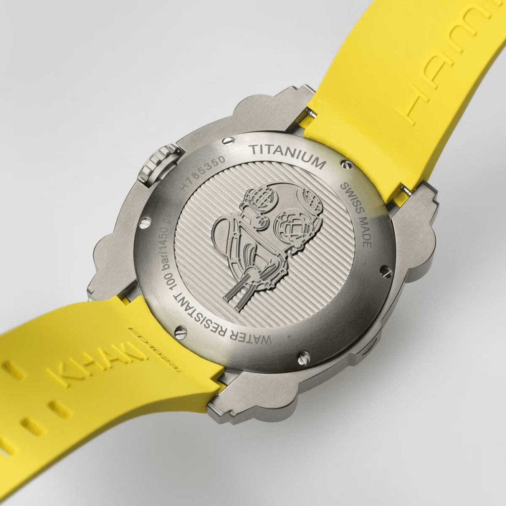 detail Hamilton Khaki Navy BeLOWZERO Auto Titanium H78535380