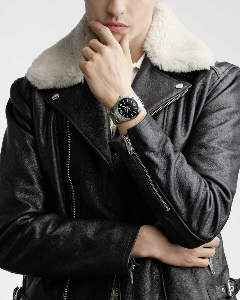 detail Longines Conquest L3.760.4.56.6