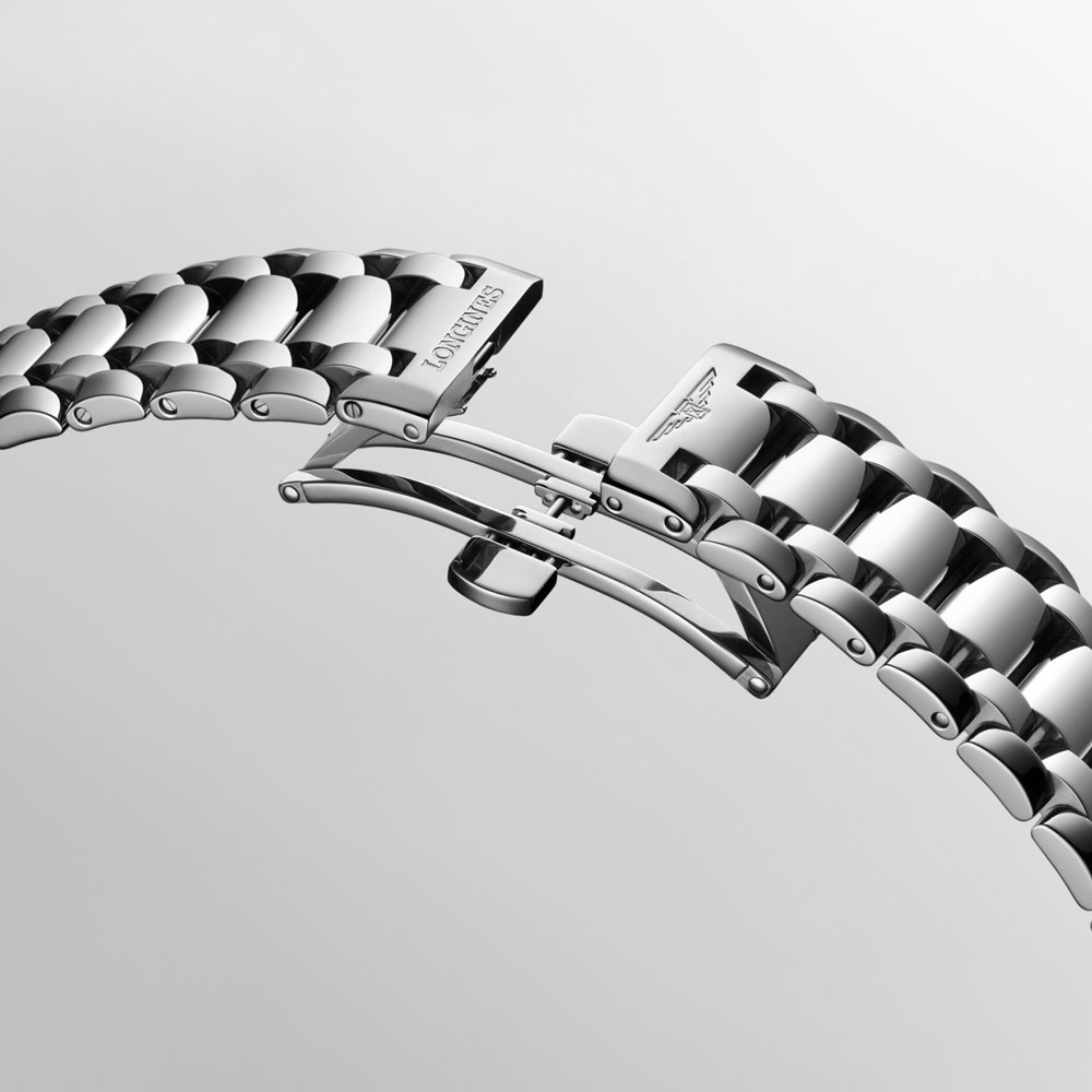 detail Longines PrimaLuna Moonphase L8.126.4.71.6