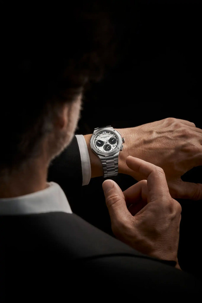 detail Baume & Mericer Riviera M0A10827