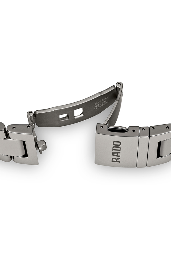 detail Rado HyperChrome Automatic R32021102