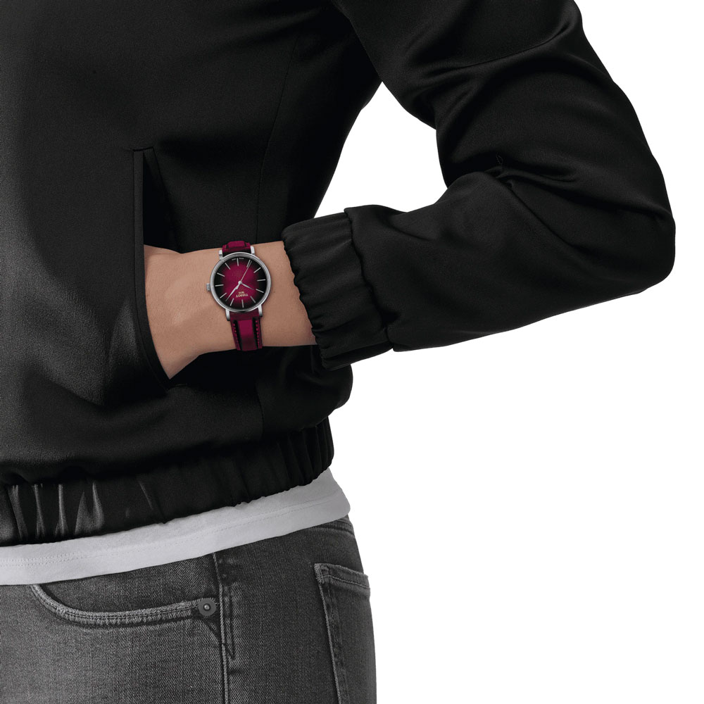 detail Tissot Everytime Lady T143.210.17.331.00