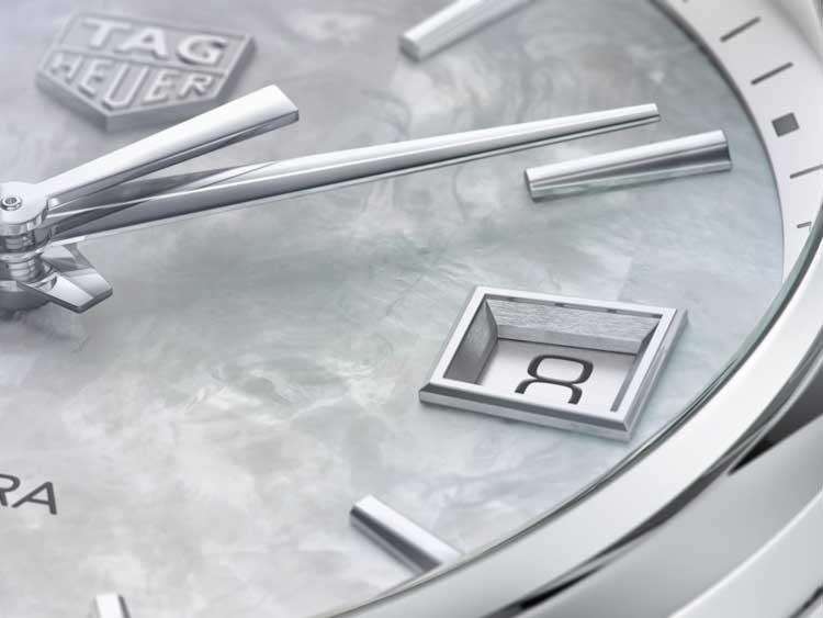 detail Tag Heuer Carrera Quartz WBK1311.FC8261