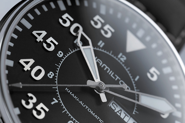 detail Hamilton Khaki Aviation Day Date Automatic H64715535
