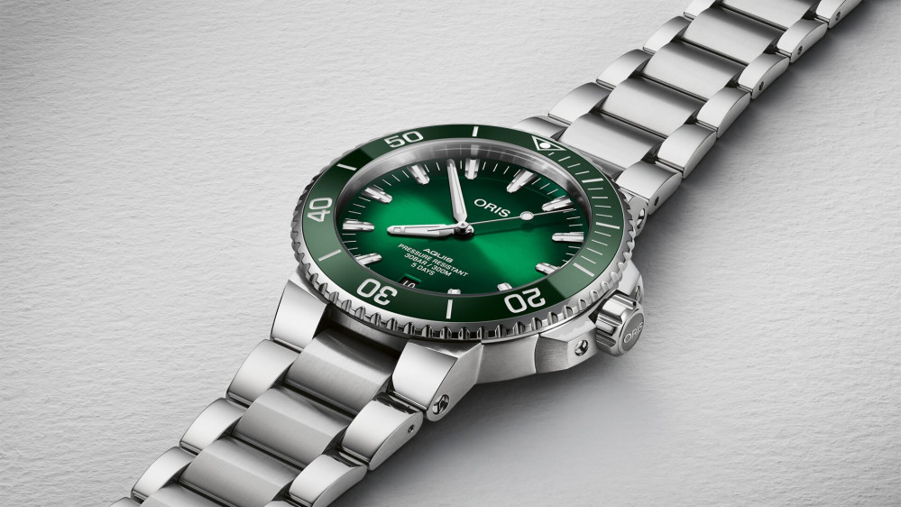 detail Oris Aquis Date 01 400 7763 4157-07 8 24 09PEB