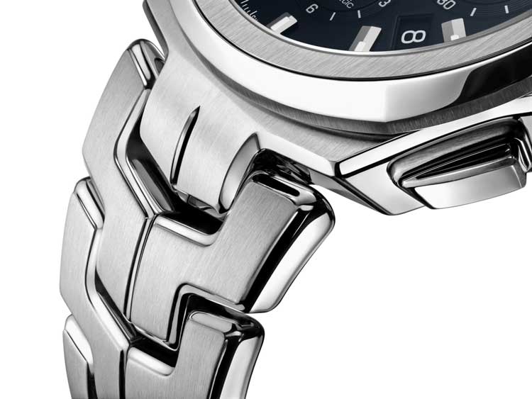 detail Tag Heuer Link Chronograph CBC2110.BA0603
