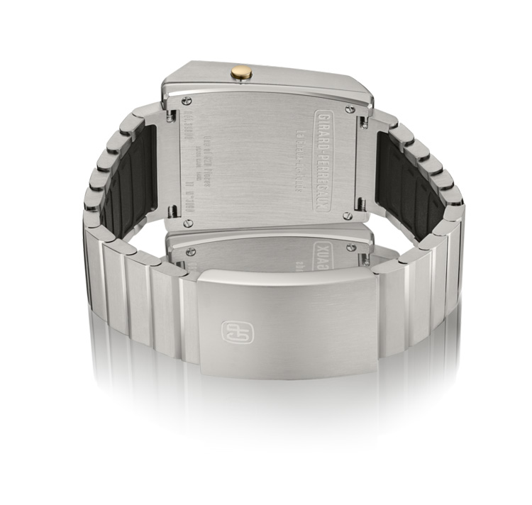 detail Girard-Perregaux Casquette 2.0 Titanium & Gold 39800-21-3199-6CM