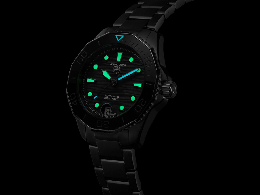 detail Tag Heuer Aquaracer Professional 300 WBP231D.BA0626
