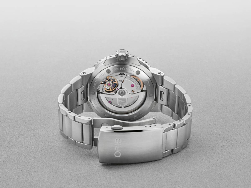 detail Oris Aquis Date Calibre 400 01 400 7763 4135-07 8 24 09PEB