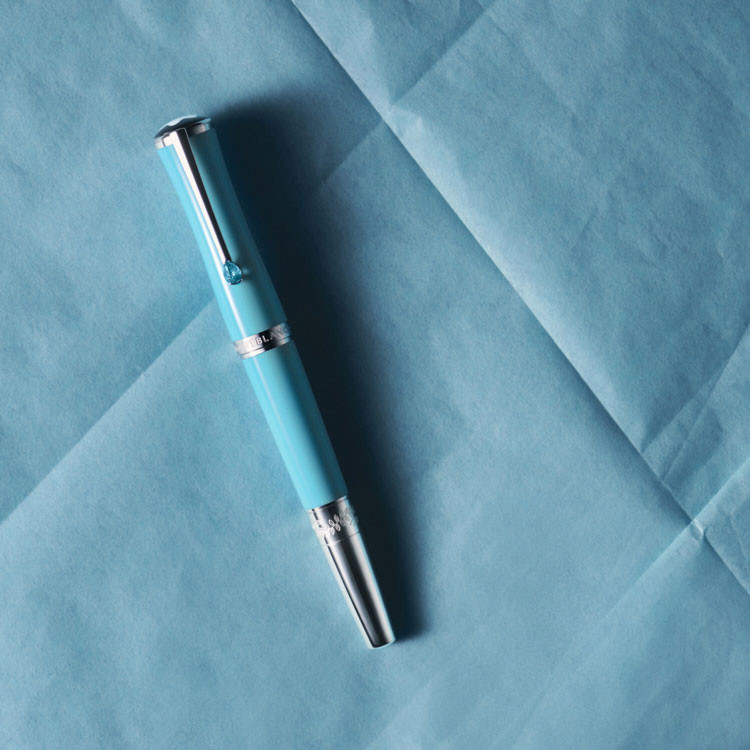 detail Montblanc Muses Maria Callas Special Edition Rollerball 129565