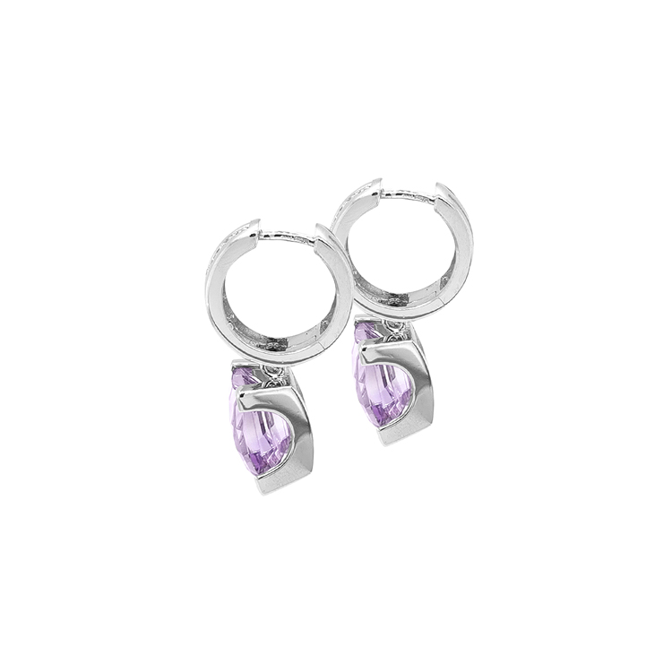 detail Zlaté Náušnice s Ametysty a Diamanty