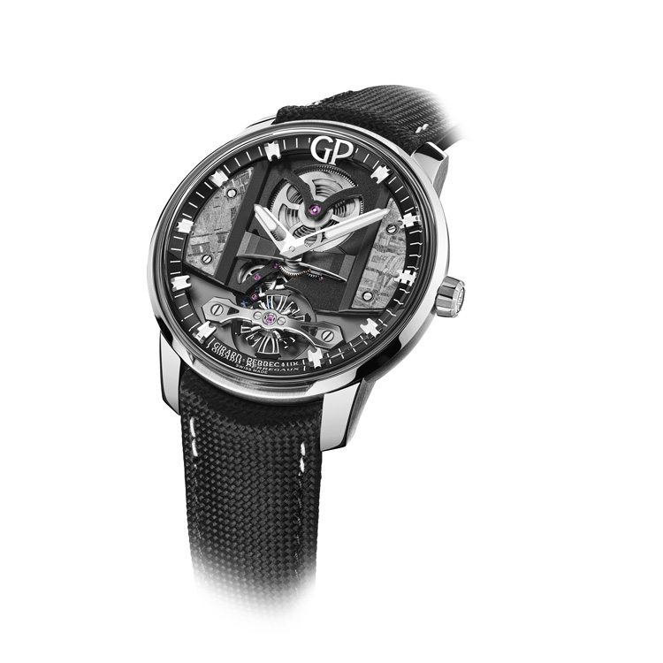 detail Girard-Perregaux Free Bridge Meteorite 82000-11-3259-5CX