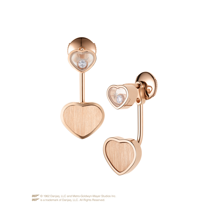 detail Zlaté Náušnice Chopard Happy Hearts Golden Hearts James Bond 007 83A007-5021