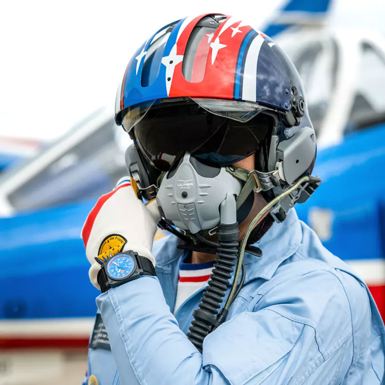 detail Bell & Ross BR 03-92 Patrouille de France 70th Anniversary BR0392-PAF7-CE/SCA