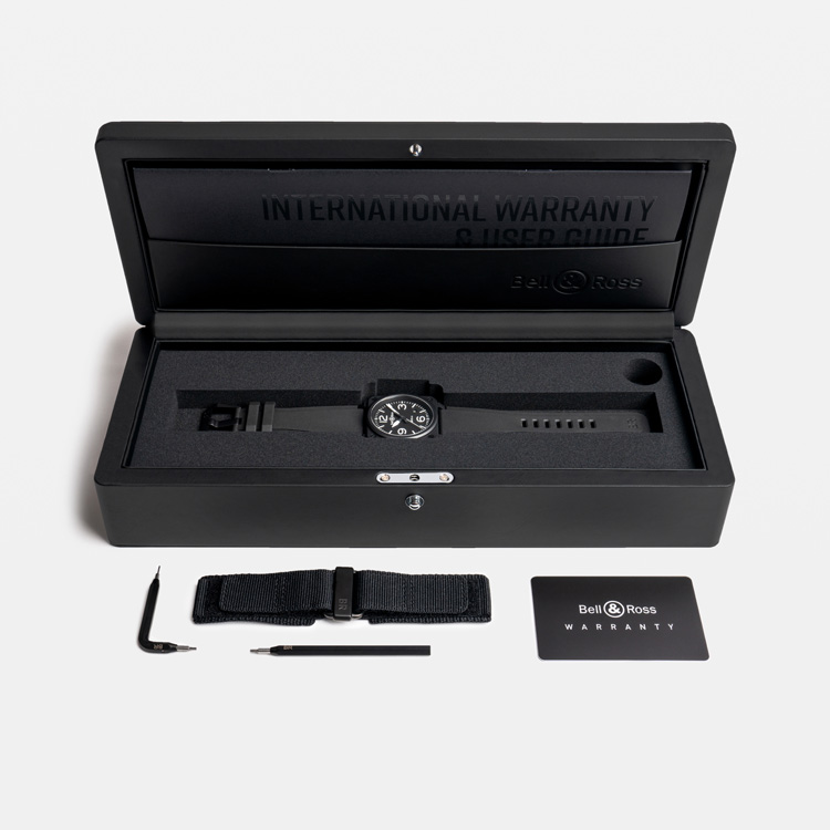 detail Bell & Ross BR 03 Black Matte BR03A-BL-CE/SRB