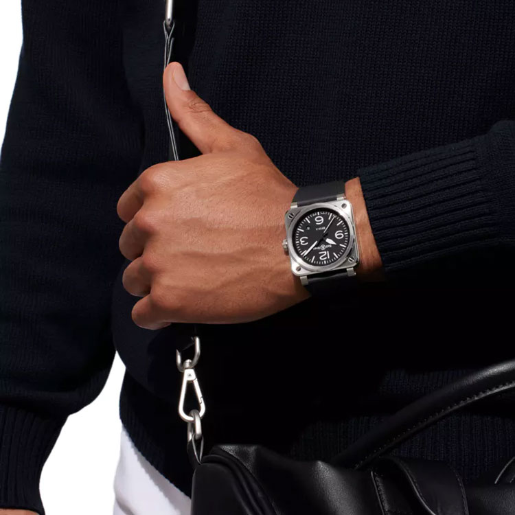 detail Bell & Ross New BR-03 Black Steel BR03A-BL-ST/SRB