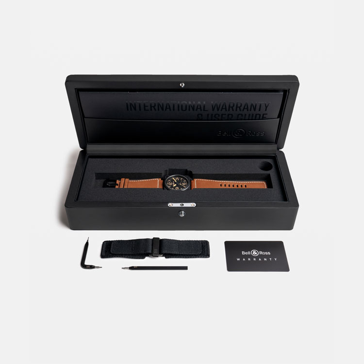 detail Bell & Ross BR-03 Heritage BR03A-HER-CE/SCA