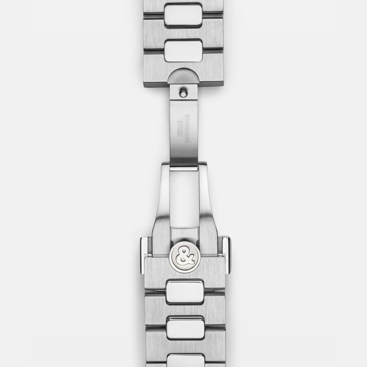 detail Bell & Ross BR-05 GMT Sky Blue BR05G-PB-ST/SST
