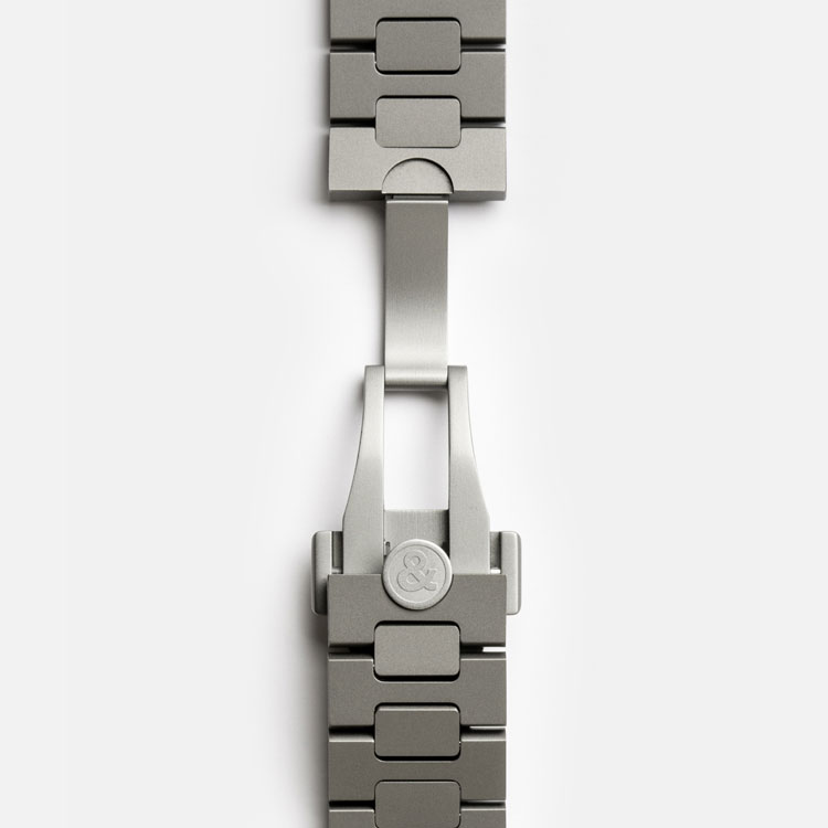 detail Bell & Ross BR-X5 Black Titanium BRX5R-BL-TI/STI