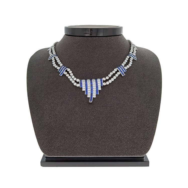 detail Dámský Náhrdelník z Bílého Zlata se Swarovski Kamínky