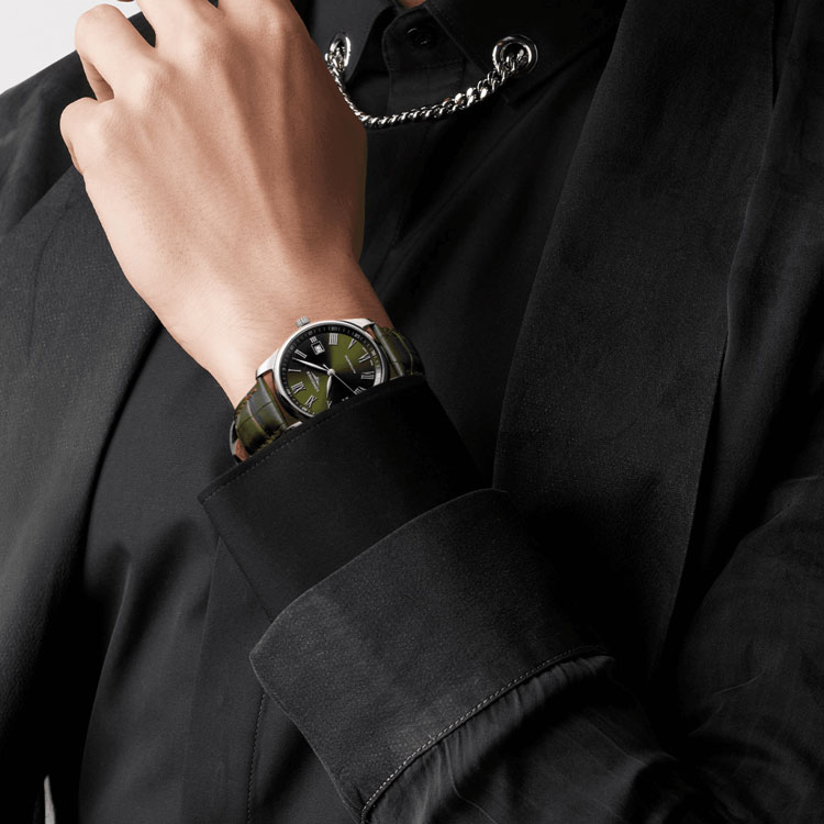 detail The Longines Master Collection L2.793.4.09.2