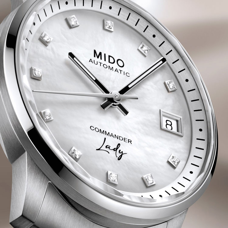 detail Mido Commander Lady M021.207.16.296.00