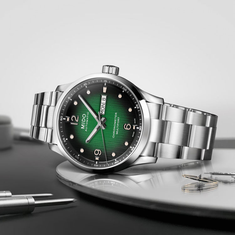 detail Mido Multifort M Chronometer M038.431.11.097.00