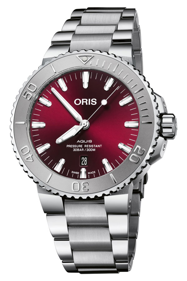 detail Oris Aquis Date Relief 01 733 7730 4158-07 8 24 05PEB