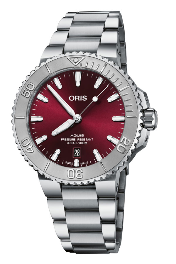 detail Oris Aquis Date Cherry Edition 01 733 7766 4158-07 8 22 05PEB