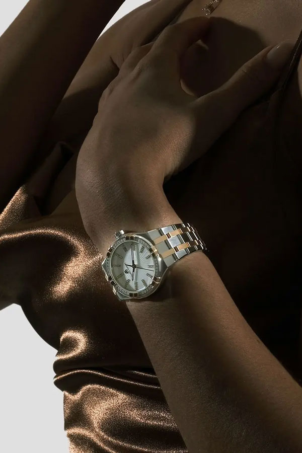 detail Maurice Lacroix Aikon Quartz 35mm AI1106-PVPD2-170-1