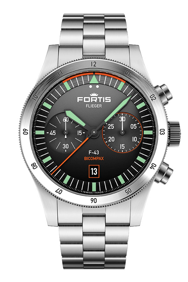 detail Fortis Flieger F-43 Bicompax Original on Block Bracelet F4240004