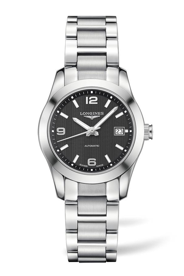 detail Longines Conquest Classic L2.285.4.56.6