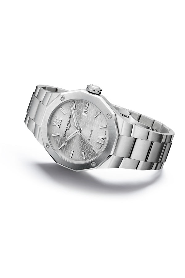 detail Baume & Mercier Riviera M0A10622